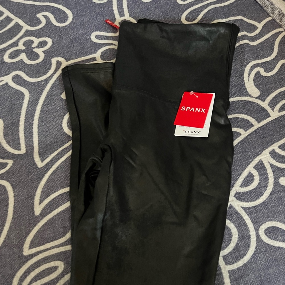 Spanx Don’t-faux-get faux leather leggings. Size medium. New with tags in bag.